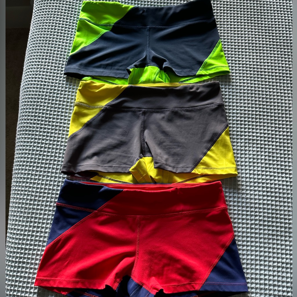 Bundle Of 3 Rabbit First Place Shorts (L)